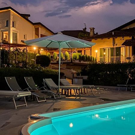 La Rosa Gialla Bio Apartments & Rooms Barolo Exterior photo
